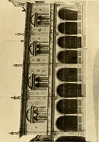 An illustration from Baukunst und dekorative plastik der frührenaissance in Italien (1920)