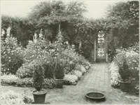 Picture 67 of 174 from Beautiful gardens in America (1915), leaf 172