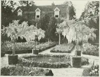Picture 106 of 174 from Beautiful gardens in America (1915), leaf 250
