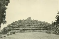 An illustration from The beginnings of Buddhist art, and other essays in Indian and Central-Asian archæology (1917)