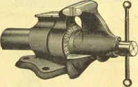 An illustration from Bicycle accessories : 1900 [catalogue (1900)