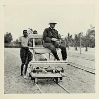 Picture 1 of 4 from The bonds of Africa : impressions of travel and sport from Cape Town to Cairo, 1902-1912 (1913), leaf 187