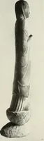 An illustration from Buddhistische plastik in Japan bis in den beginn des 8. jahrhunderts n. Chr (1919)