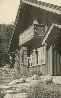 An illustration from Bungalows; their design, construction and furnishing, with suggestions also for camps, summer homes and cottages of similar character (1911)