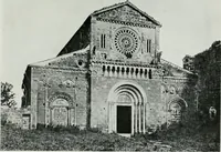 Picture 123 of 167 from Byzantine and Romanesque architecture (1920), leaf 322