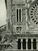 Picture 124 of 167 from Byzantine and Romanesque architecture (1920), leaf 323