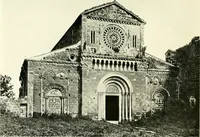 An illustration from Byzantine and Romanesque architecture (1913)