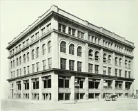 Picture 284 of 328 from Canadian printer & publisher (1918), leaf 555