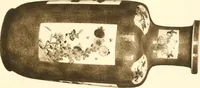 An illustration from A catalogue of Chinese porcelains collected by Mr. and Mrs. Charles P. Taft, Cincinnati, Ohio, with notes and illustrations, comp. and described by John Getz (1904)