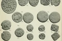 An illustration from Catalogue of the coins of the Andhra dynasty, the Western Ksatrapas, the Traikutaka dynasty, and the "Bodhi" dynasty (1908)