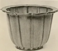 An illustration from Catalogue of an exhibition of early Chinese pottery and sculpture (1916)