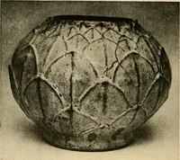 An illustration from Catalogue of an exhibition of early Chinese pottery and sculpture (1916)