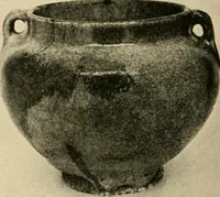 An illustration from Catalogue of an exhibition of early Chinese pottery and sculpture (1916)