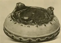 An illustration from Catalogue of an exhibition of early Chinese pottery and sculpture (1916)