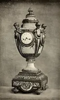 An illustration from Catalogue of the furniture, marbles, bronzes, clocks, candelabra, majolica, porcelain, glass, jewelery, goldsmith's and silversmith's work, ivories, medals, illuminations, miniatures, and objects of art generally, in the Wallace collection (1910)