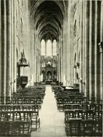 An illustration from Cathedrals and cloisters of the Isle de France (1910)