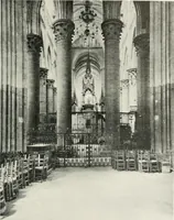 An illustration from Cathedrals and cloisters of the Isle de France (1910)