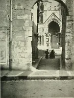 An illustration from Cathedrals and cloisters of the Isle de France (1910)