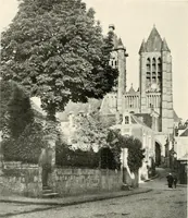 An illustration from Cathedrals and cloisters of the Isle de France : including Bourges, Troyes, Reims and Rouen (1910)