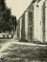 An illustration from Cathedrals and cloisters of the south of France (1906)