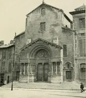 An illustration from Cathedrals and cloisters of the south of France (1906)