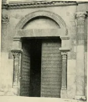 An illustration from Cathedrals and cloisters of the south of France (1906)