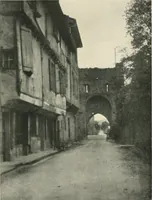 An illustration from Cathedrals and cloisters of the south of France (1906)
