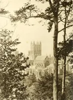 An illustration from The Cathedrals of England and Wales : their history, architecture, and associations ; with a series of Rembrandt plates and many illustrations in the text (1906)