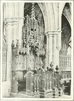 An illustration from The Cathedrals of England and Wales : their history, architecture, and associations ; with a series of Rembrandt plates and many illustrations in the text (1906)