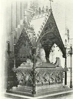 An illustration from The Cathedrals of England and Wales : their history, architecture, and associations ; with a series of Rembrandt plates and many illustrations in the text (1906)