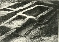 An illustration from The Cemeteries of Abydos (1913)