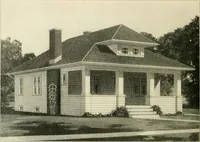 An illustration from Central's book of homes (1920)