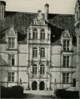 An illustration from The châteaux of Touraine (1906)