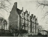 An illustration from The châteaux of Touraine (1906)