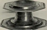 An illustration from Chats on old pewter (1911)
