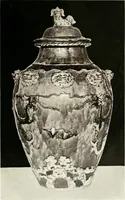 An illustration from Chinese pottery and porcelain : an account of the potter's art in China from primitive times to the present day (1915)