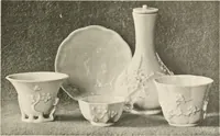 An illustration from Chinesisches Porzellan : seine Geschichte, Kunst und Technik (1913)