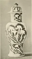An illustration from Chinesisches Porzellan : seine Geschichte, Kunst und Technik (1913)