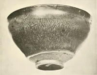 An illustration from Chinesisches Porzellan : seine Geschichte, Kunst und Technik (1913)