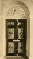 An illustration from A Chippendale romance (1915)