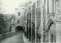 An illustration from City development, a study of parks, gardens, and culture-institutes; a report to the Carnegie Dunfermline trust (1904)