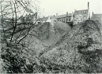 An illustration from City development, a study of parks, gardens, and culture-institutes; a report to the Carnegie Dunfermline trust (1904)