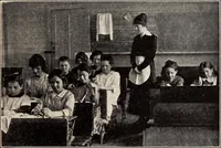 An illustration from Clothing and health (1916)