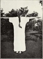 An illustration from Clothing and health (1916)
