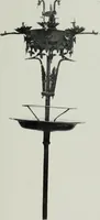 An illustration from ColecciÃ³n de hierros de Santiago RusiÃ±ol (1910)