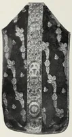 An illustration from Collection de broderies anciennes décrites par madame Isabelle Errera. Catalogue orné de 104 photogravures (1905)