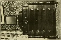 An illustration from Colonial homes and their furnishings (1912)