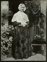 An illustration from Colour photography : and other recent developments of the art of the camera (1908)