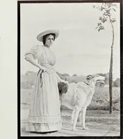 An illustration from Colour photography : and other recent developments of the art of the camera (1908)
