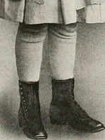 Picture 63 of 242 from The Columbia book of yarns : containing a manual of knitting and crocheting (1916), leaf 57